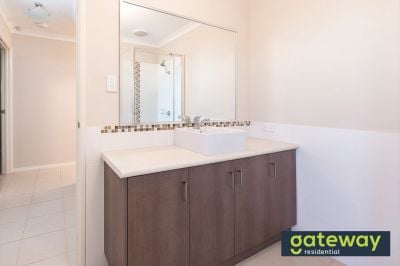 4/3 Minori Gardens, Yangebup