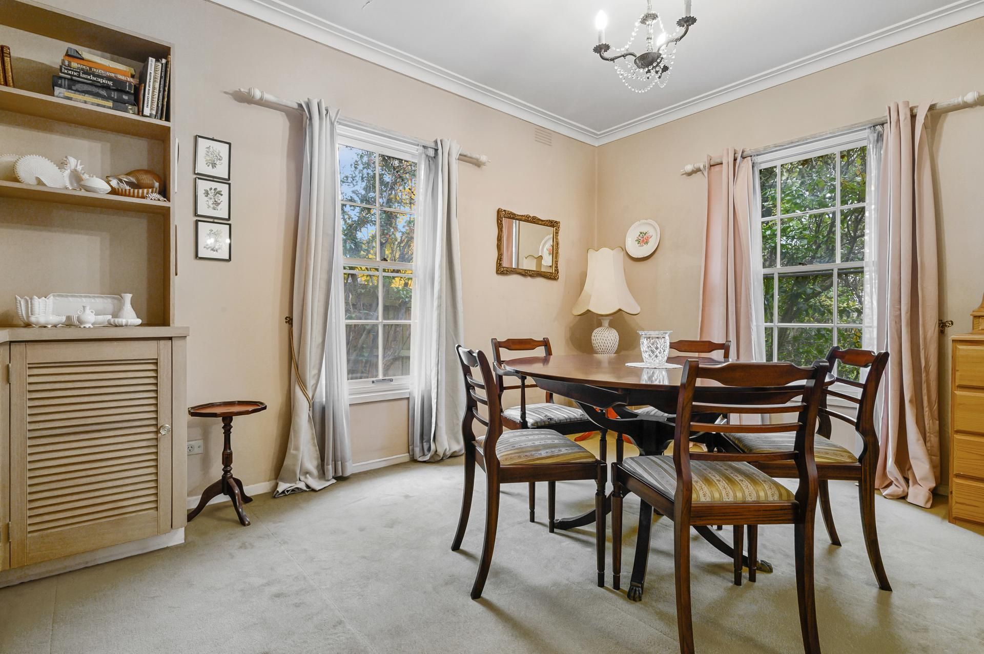 70 Gateshead Drive, Wantirna South OBrien Real Estate