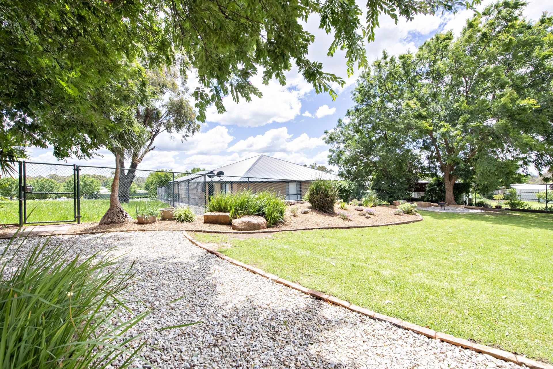 12 Willowbend Way, Dubbo Bob Berry Real Estate
