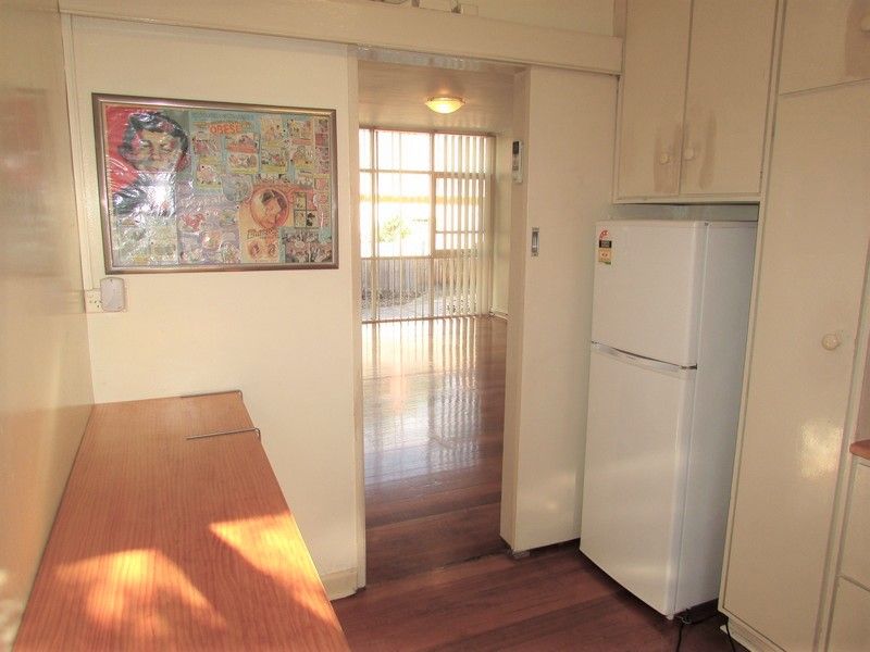 **Great Location in Picturesque Street**
