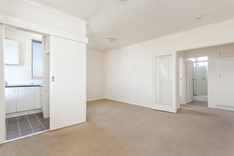 11/51 Stirling Street, Footscray - Thumbnail 4