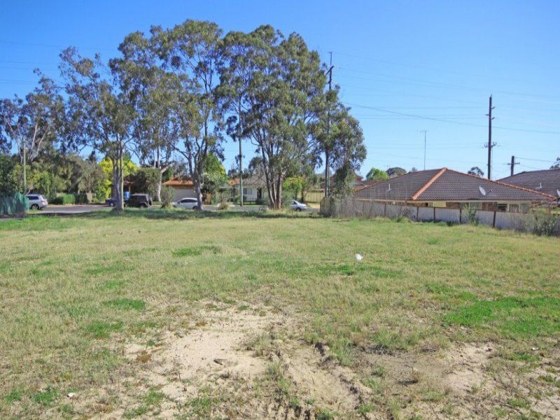 128 Eather Lane, SOUTH WINDSOR, South Windsor - Thumbnail 2