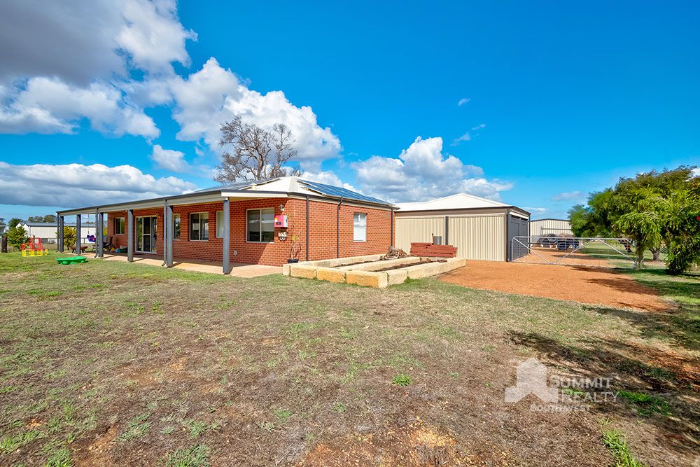 Real Estate For Sale 32 Craigie Drive Roelands , WA