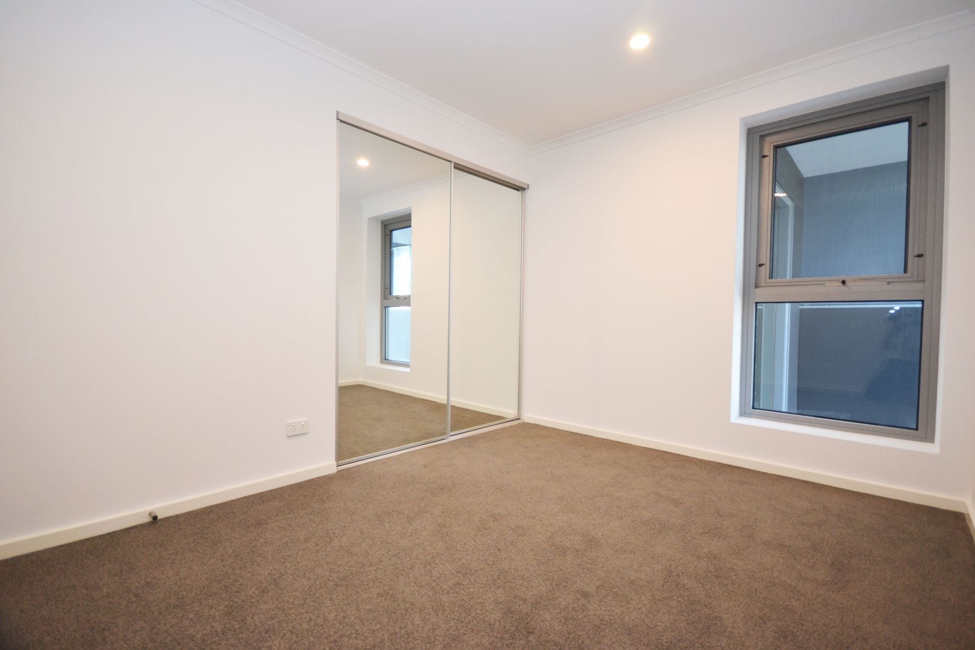 PRESTON'S CONTEMPORARY AND CHIC PACKAGE