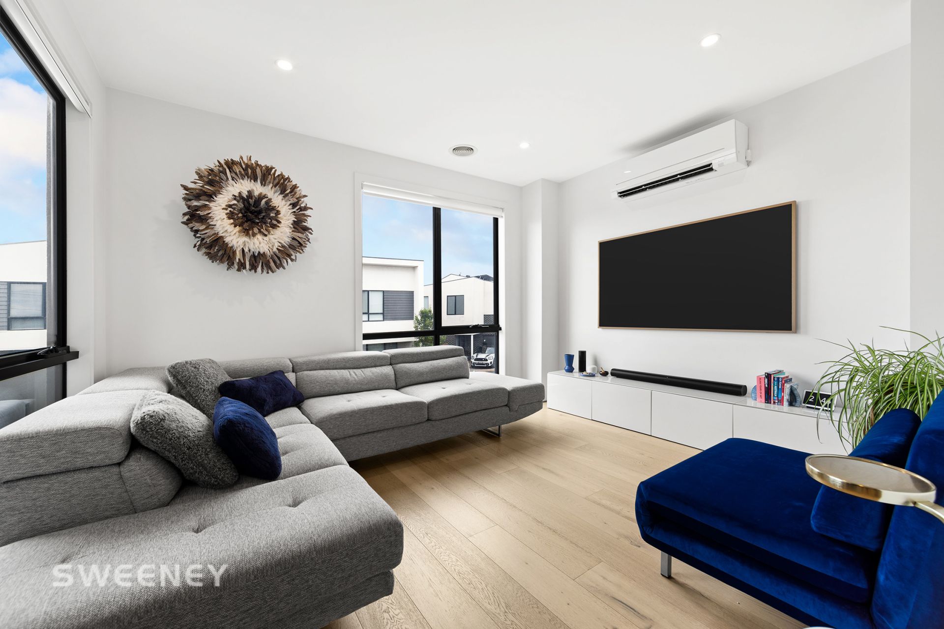 9 Montgomery Court, St Albans - Thumbnail 2