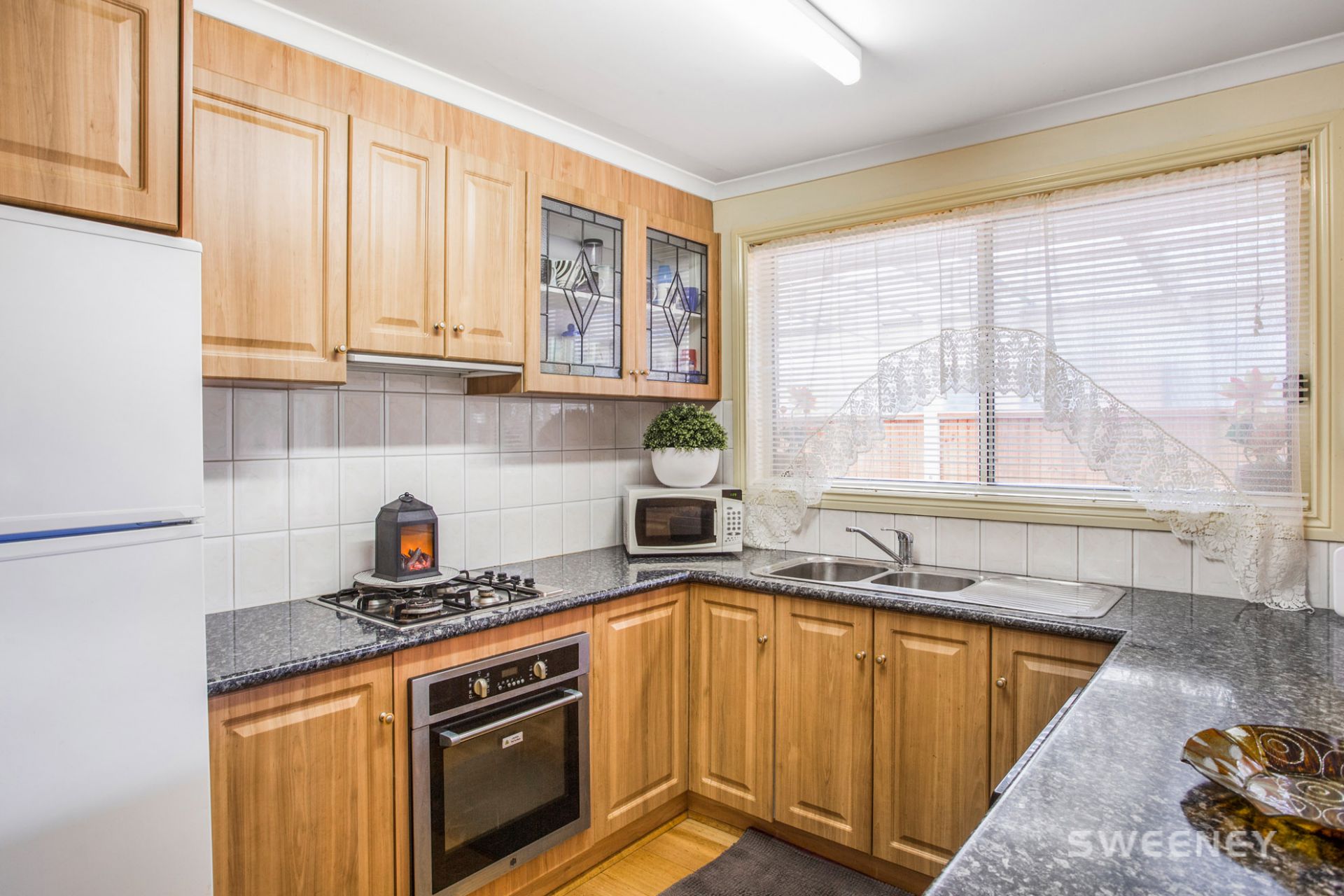 28 Newham Way, Altona Meadows - Thumbnail 7