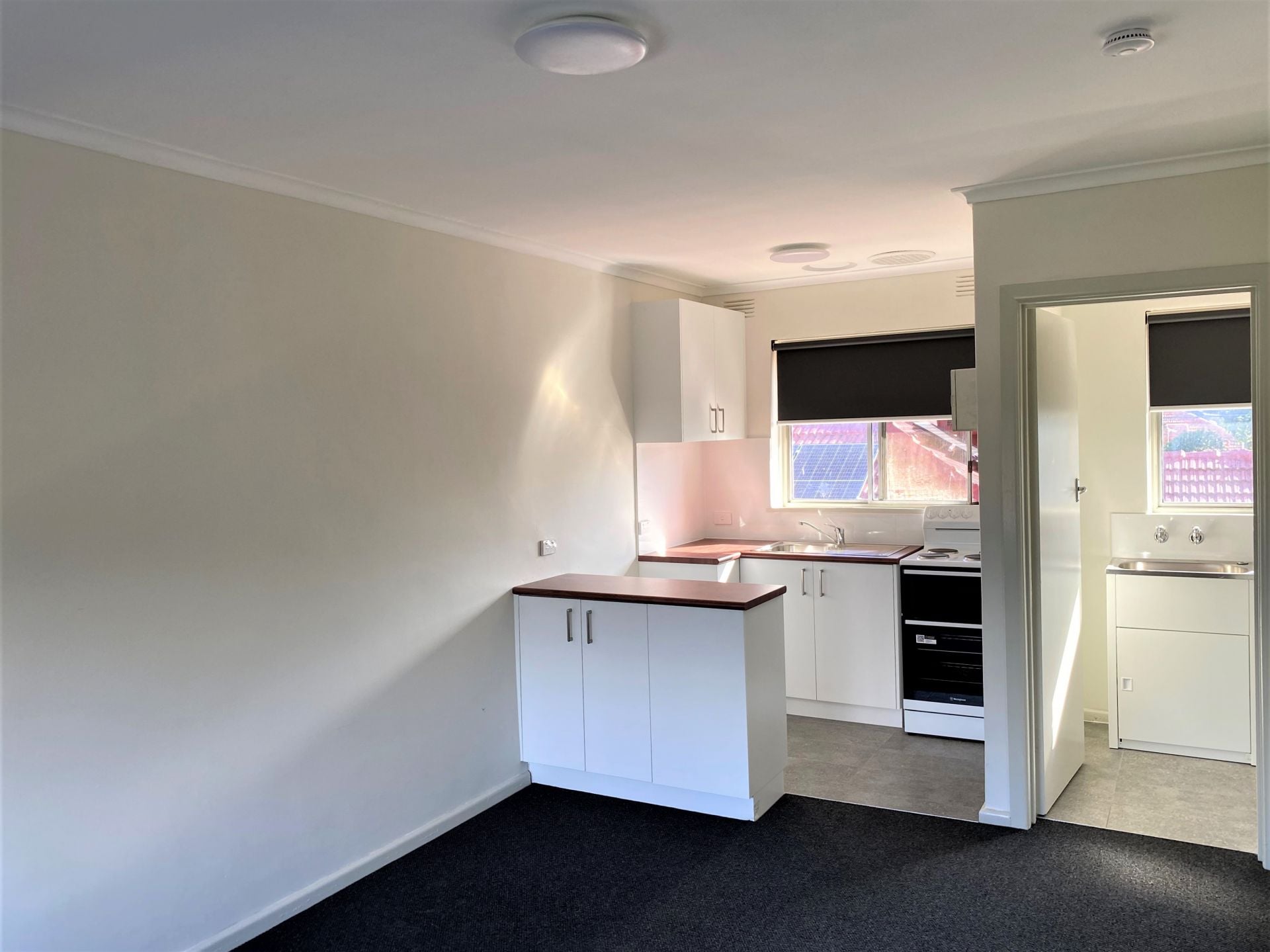 Updated, 1 bedroom unit!