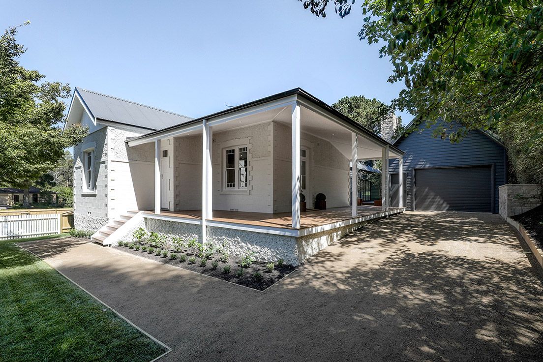 19 Everglades Avenue Leura 2780