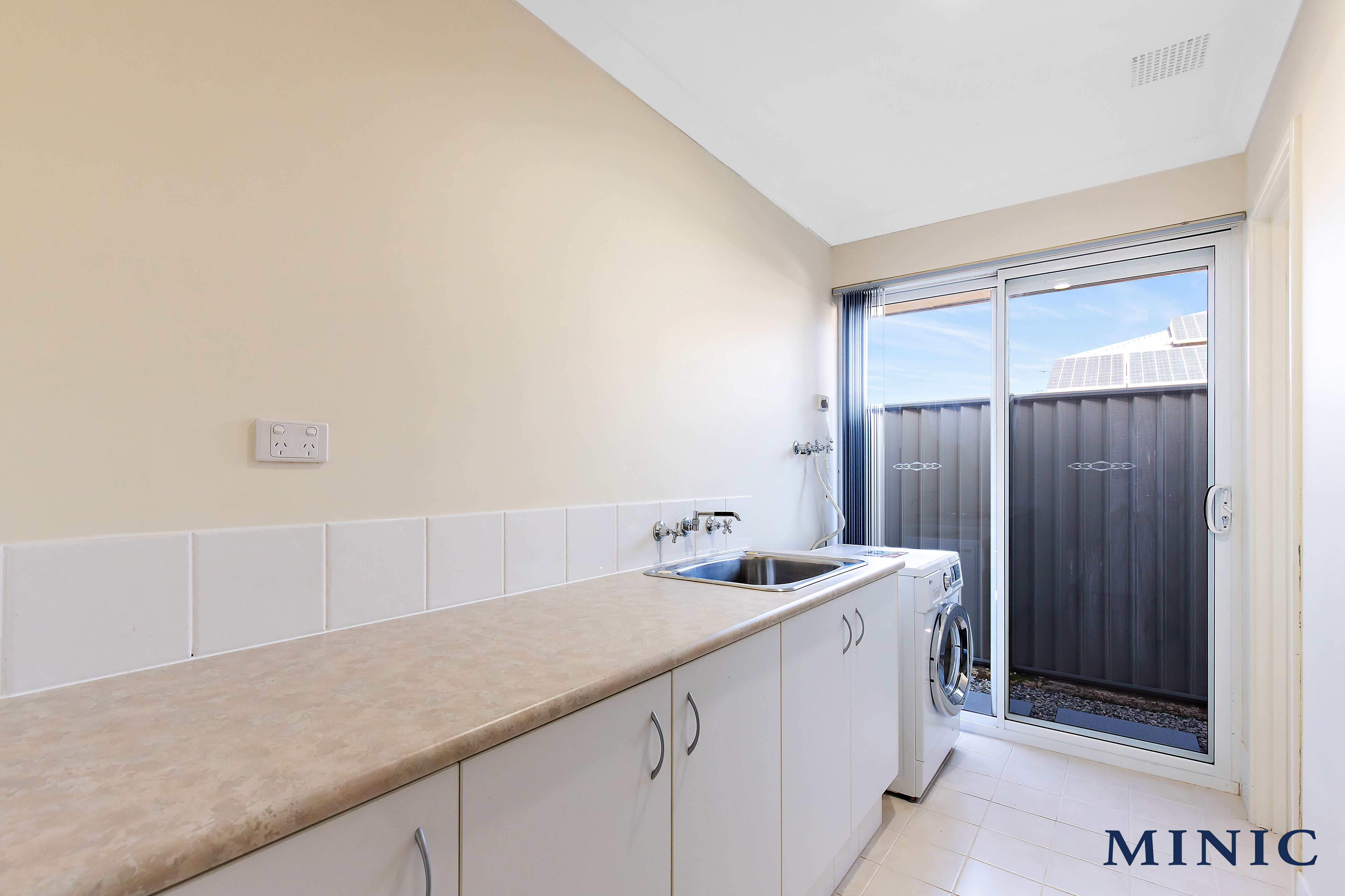 15 Burgess Drive, Byford