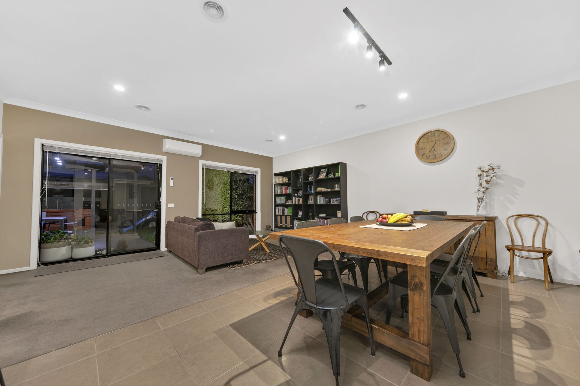 Beautifully Presented Townhouse!