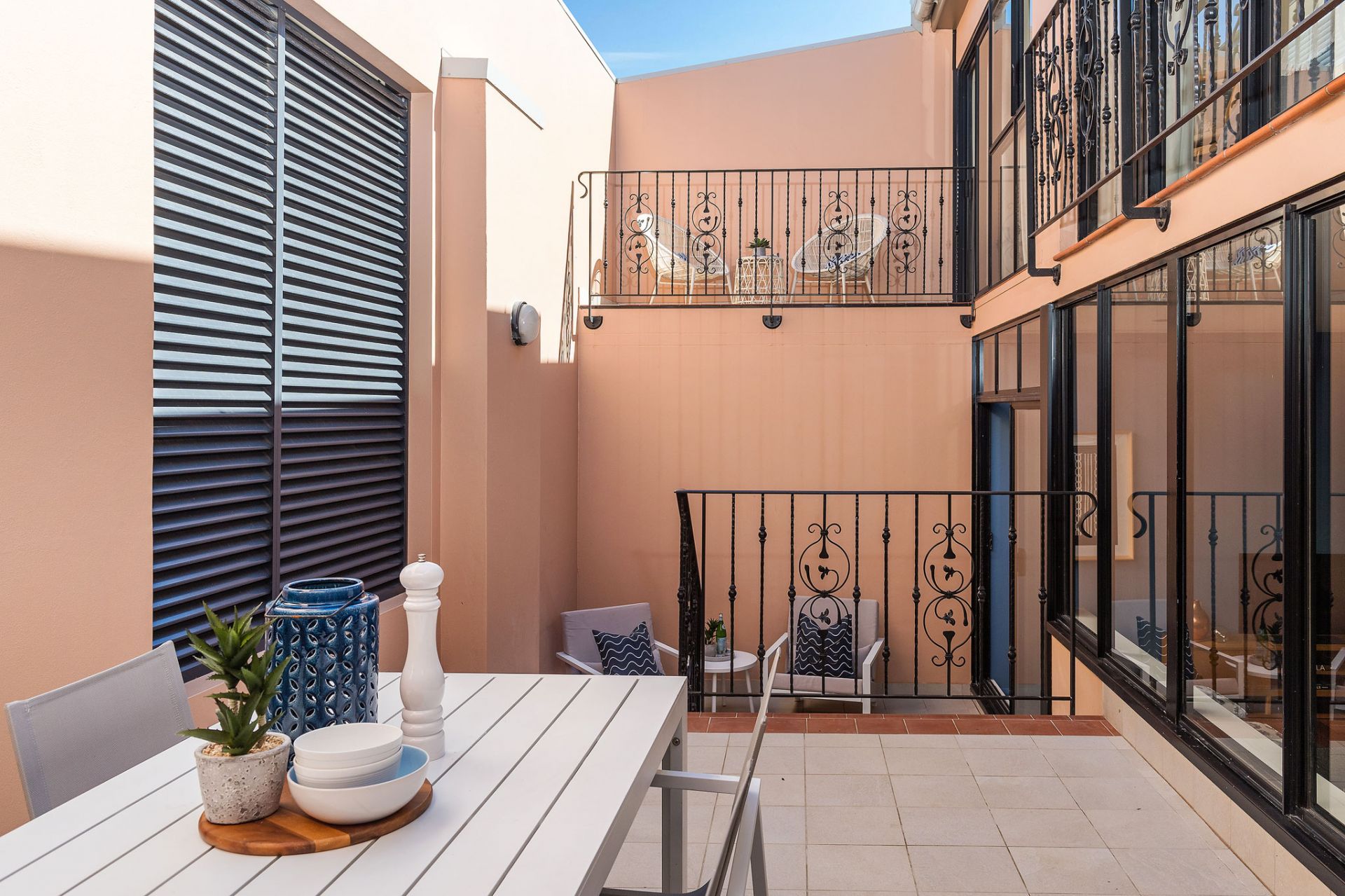 Sold - Townhouse Oasis Offers a Superb Entertainers' Lifestyle