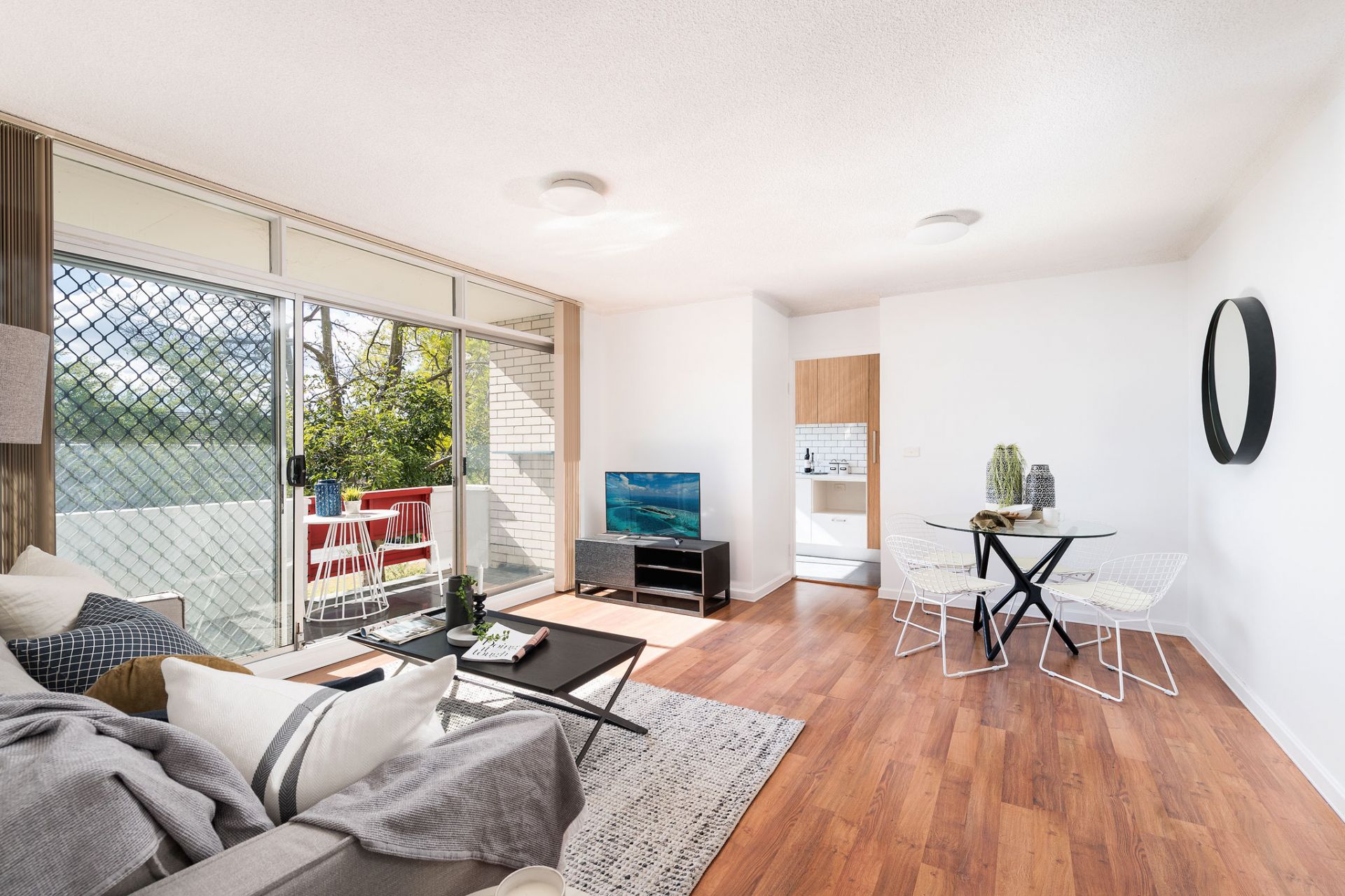 Sold - Stylish Living in a Bright and Modern Apartment