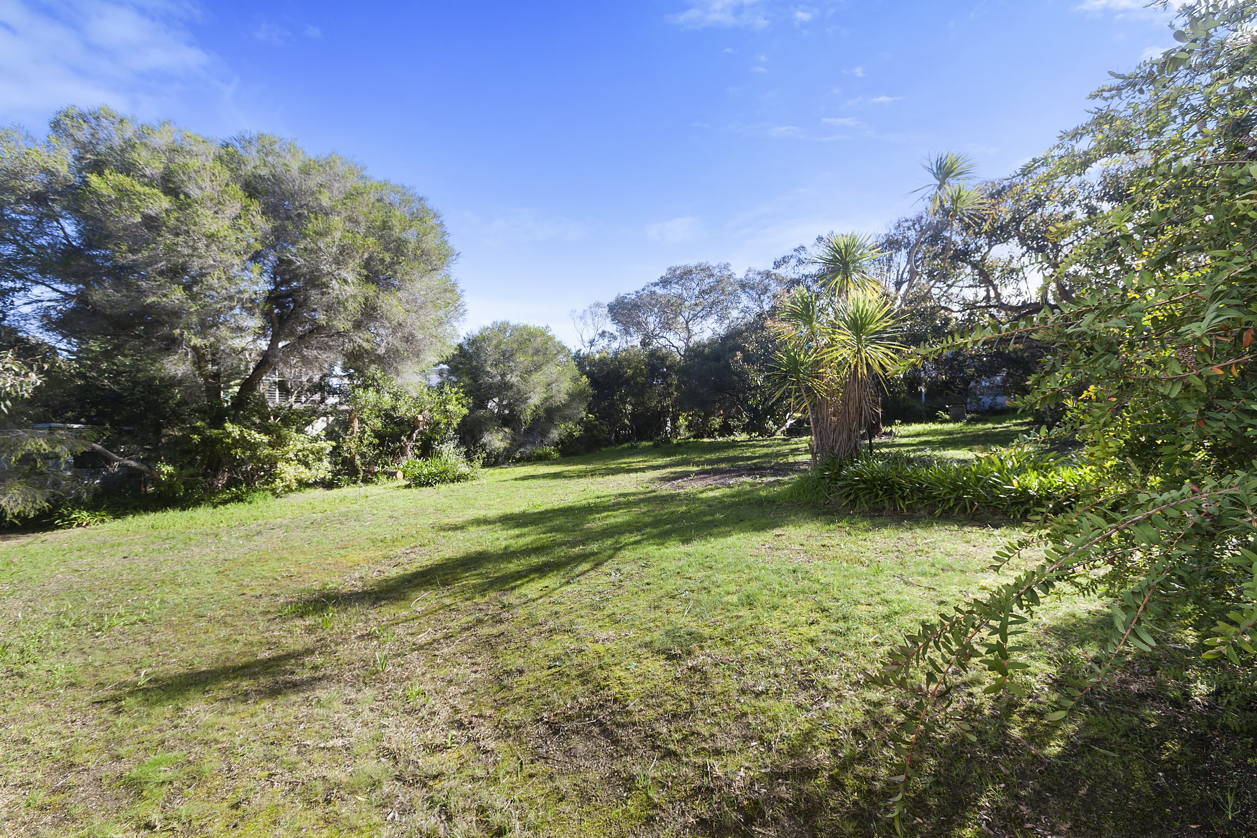 8 Minutes to Peace!, Anglesea - Thumbnail 3