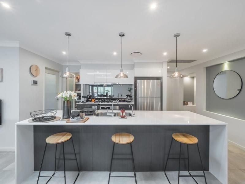 Colebee 10 Oakhill Crescent