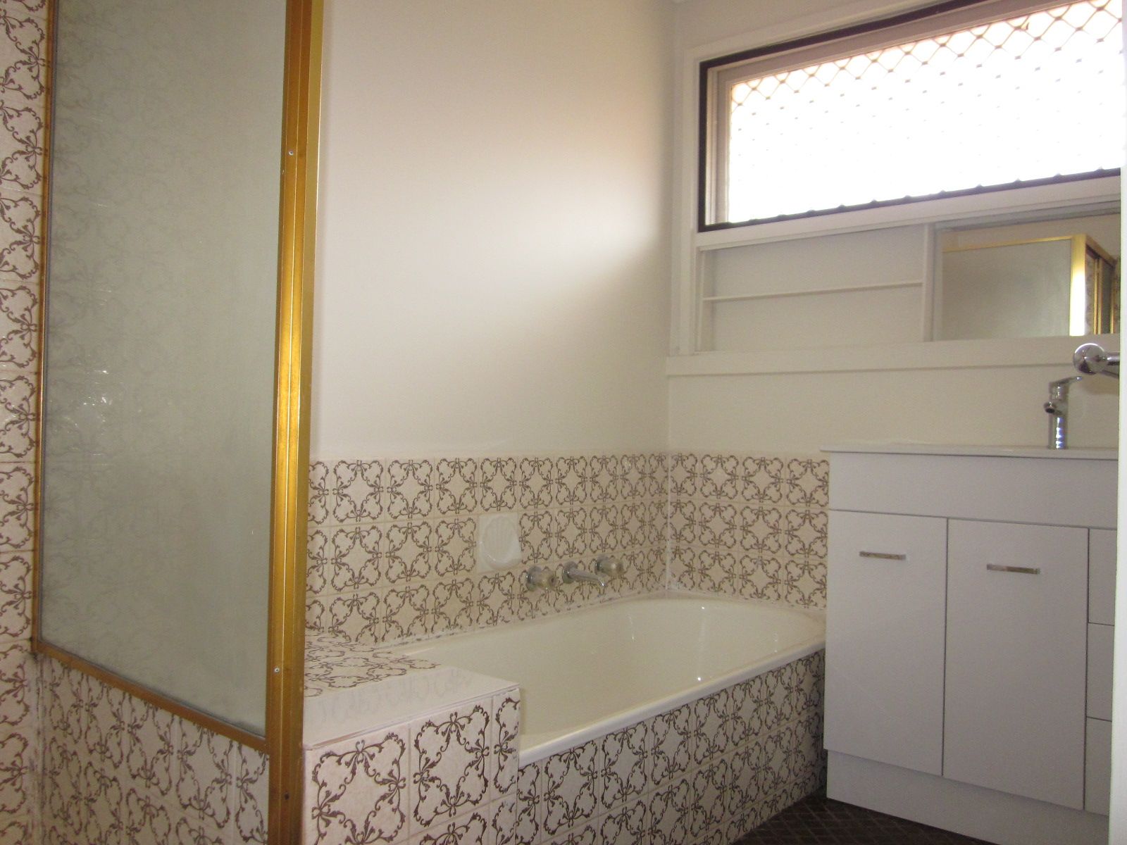 LOCATION IS KEY      *Inspect:  Wed 23rd Sept @ 4:45pm*