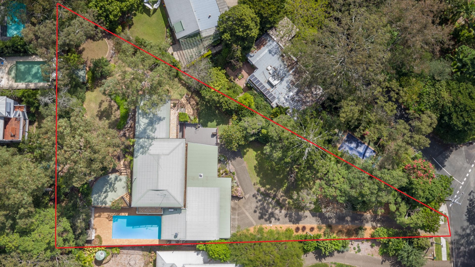 58 Barnett Road Bardon, Bardon - Thumbnail 3