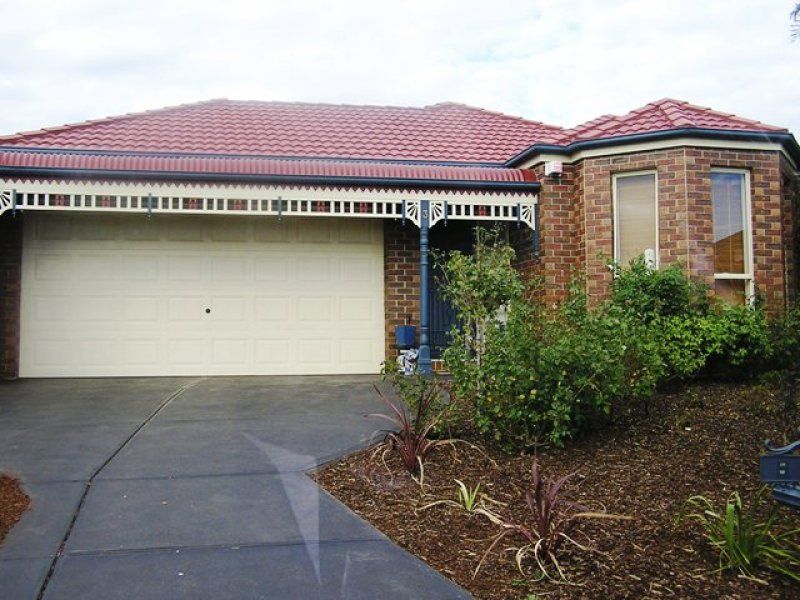 3 Braelands Close, Caroline Springs - Thumbnail 2