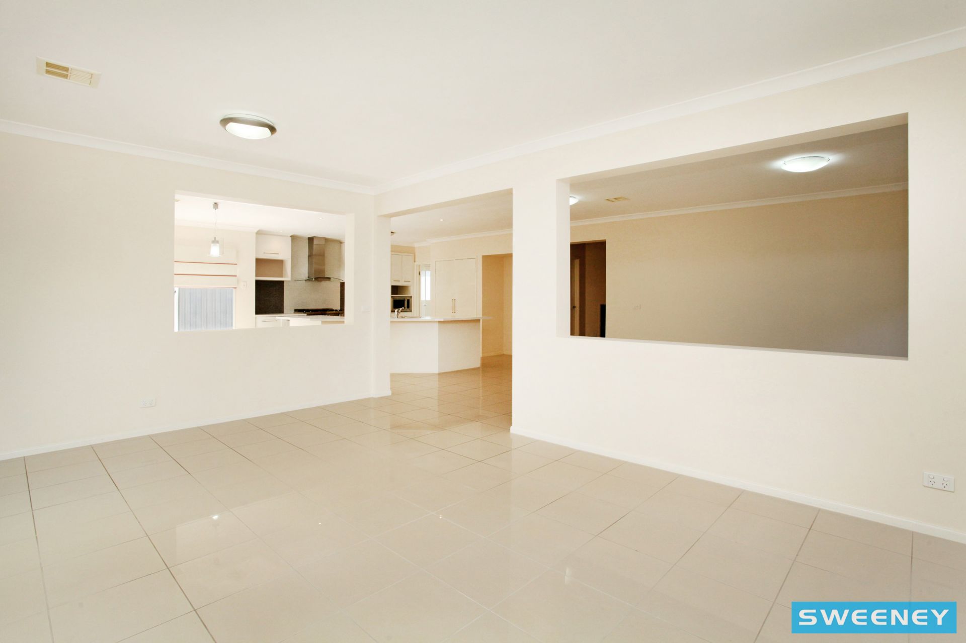 61 Caroline Springs Boulevard, Caroline Springs - Thumbnail 8
