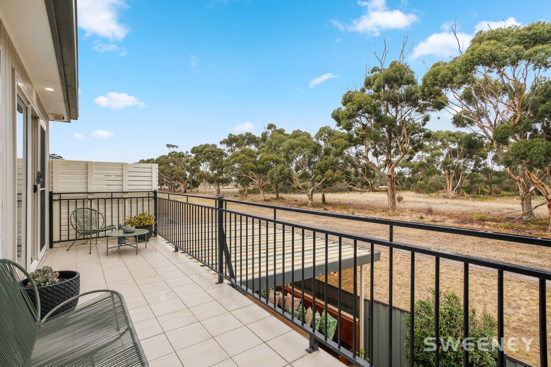8/9 Trembath Court, Altona Meadows - Thumbnail 4