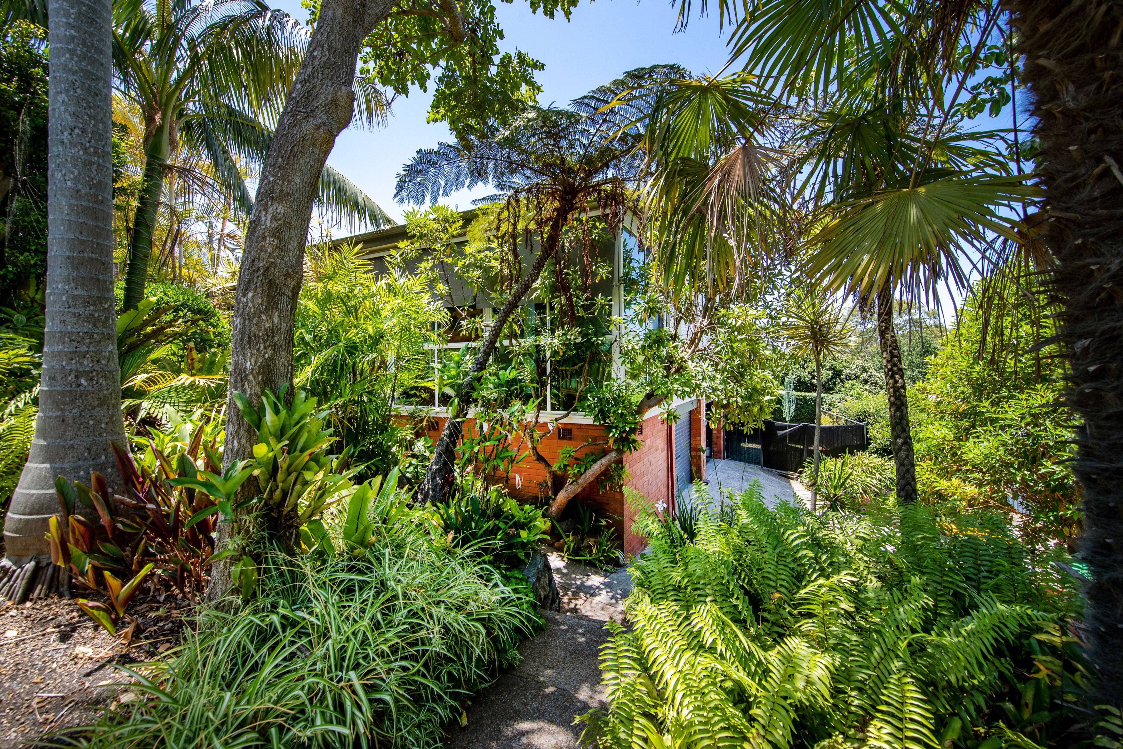 Sold property 4. Rembrandt Drive Merewether Heights , NSW 2291