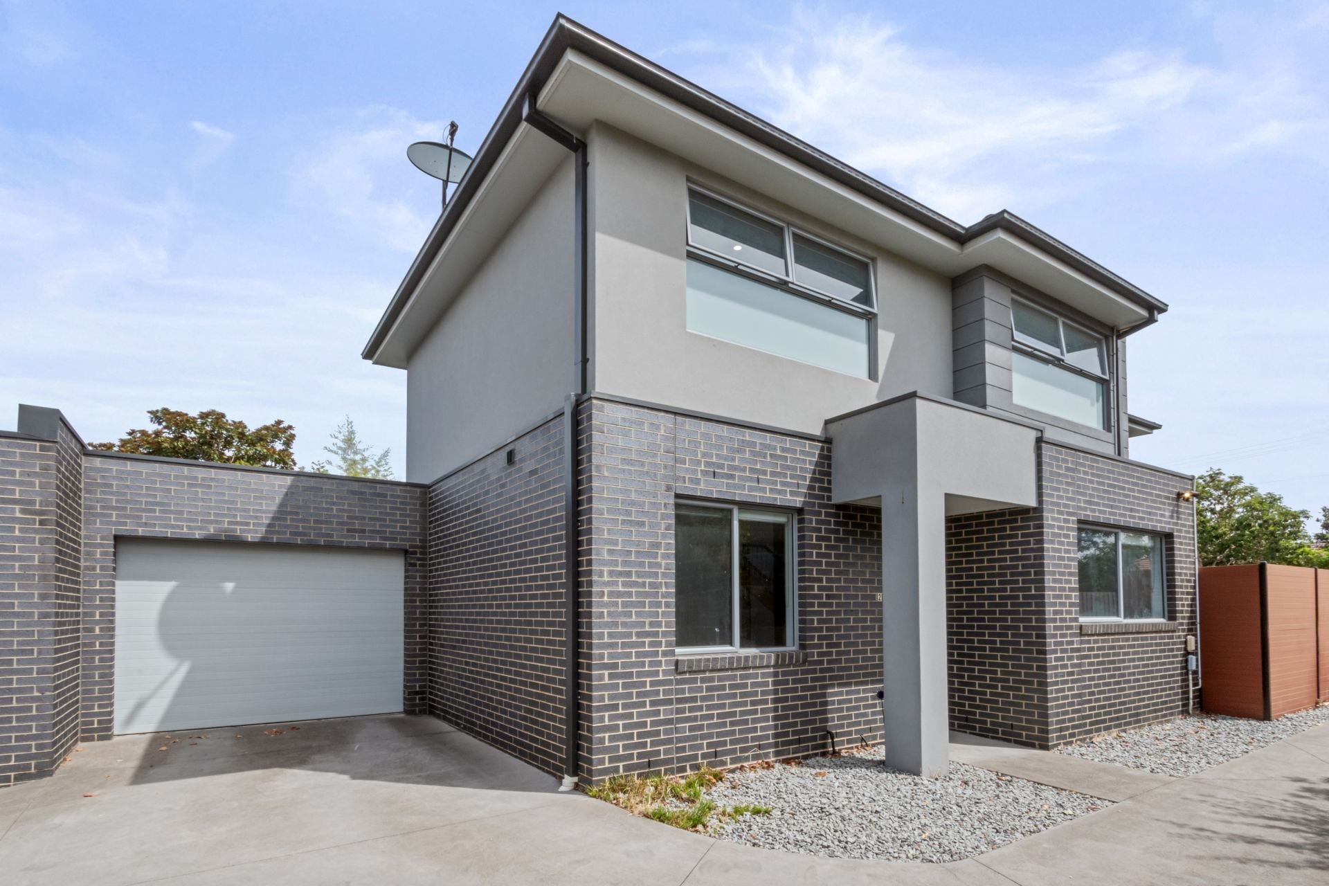 Charming Townhouse in Ideal Location
