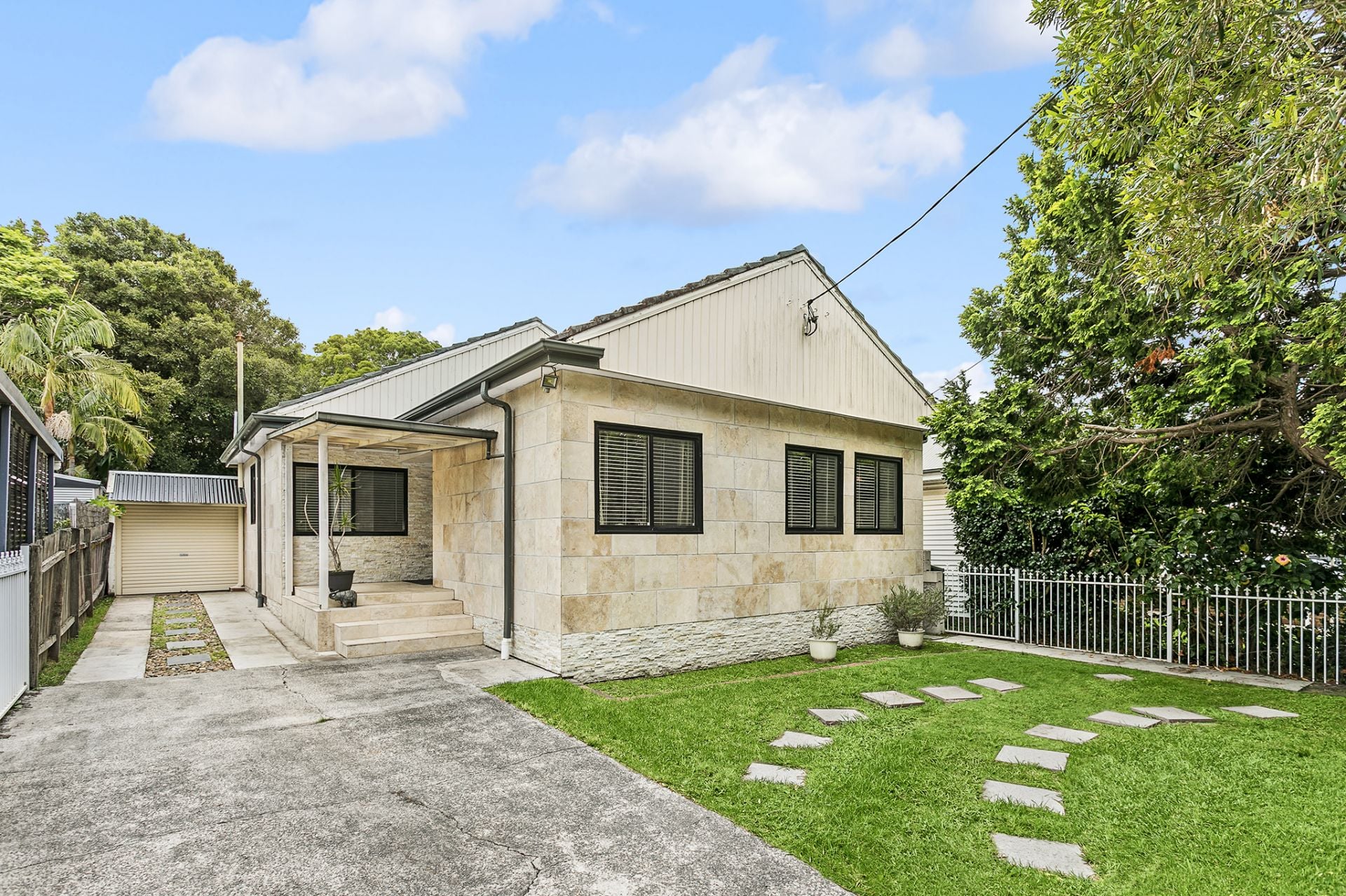 285 Taren Point Road Caringbah NSW, Caringbah - Image 1