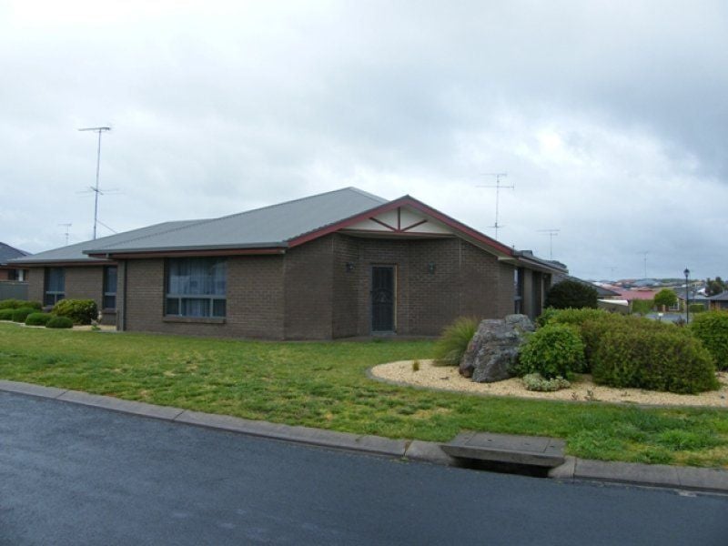 6 Roanoke Court MOUNT GAMBIER SA, Mount Gambier - Thumbnail 2