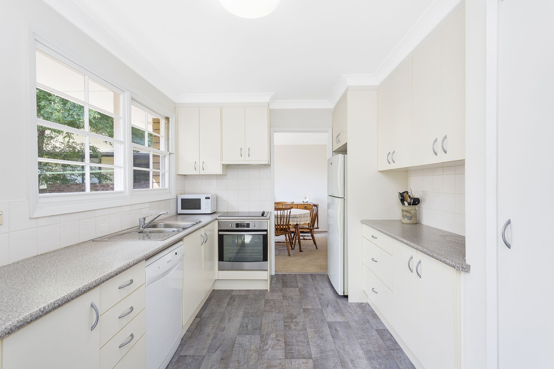 117 Bunarba Road Gymea Bay NSW, Gymea Bay - Thumbnail 3