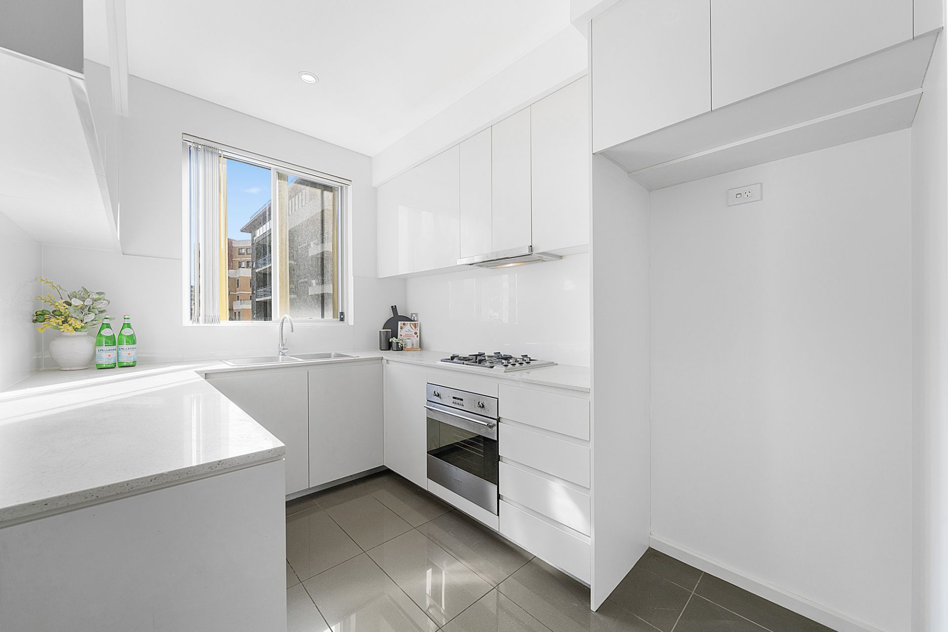 303/9 Hilts Road, Strathfield, Strathfield - Thumbnail 5