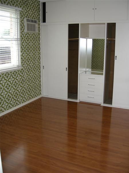 Brilliantly Located And Comes With A Gardener!