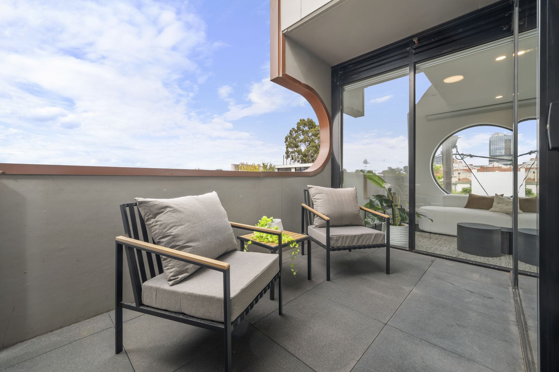 Blue-Chip Location And A Long List Of Inclusions