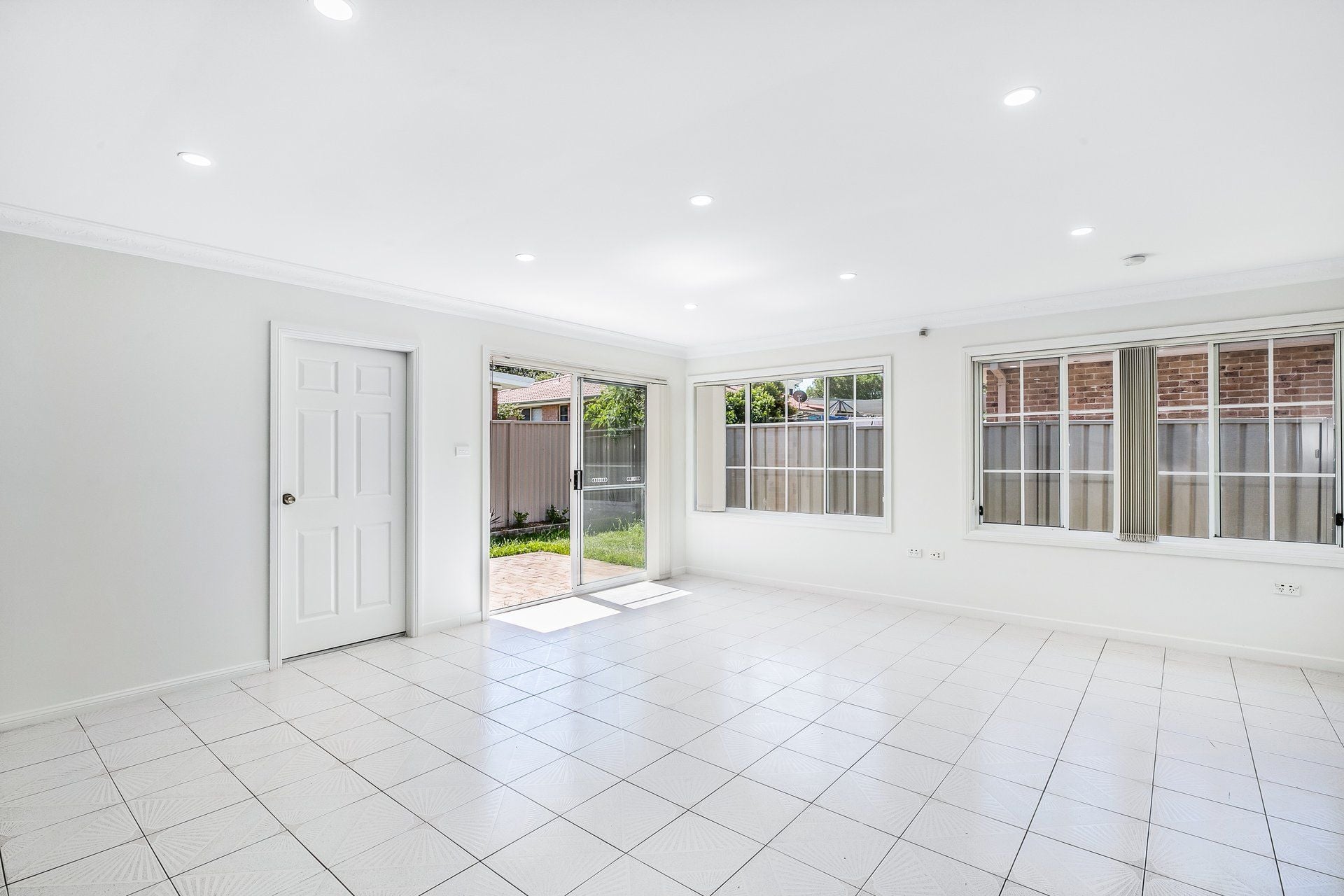 3/23 Corella Road Kirrawee NSW, Kirrawee - Thumbnail 3