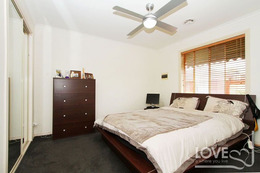 Modern & Spacious Unit