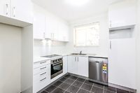 6/327 Marrickville Road, Marrickville