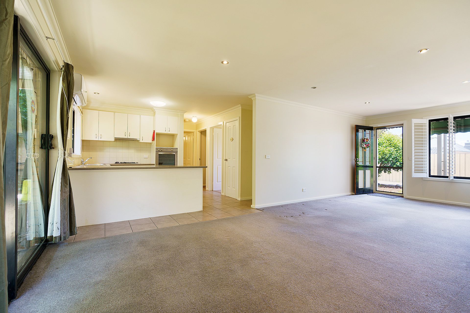 2/11 Urquhart Street, Castlemaine - Thumbnail 7