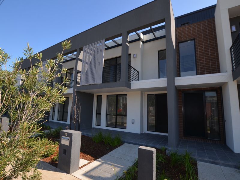 16 Hocking Street Footscray VIC, Footscray - Thumbnail 2