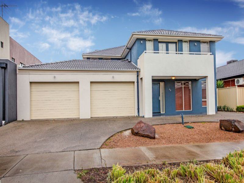 44 Chesterfield Road, Cairnlea - Thumbnail 2
