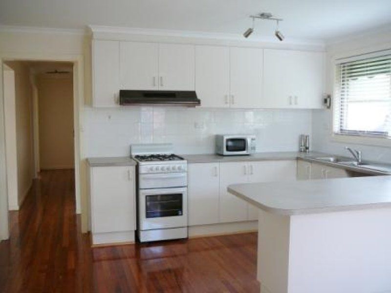 12 Laird Street, Altona Meadows - Thumbnail 3