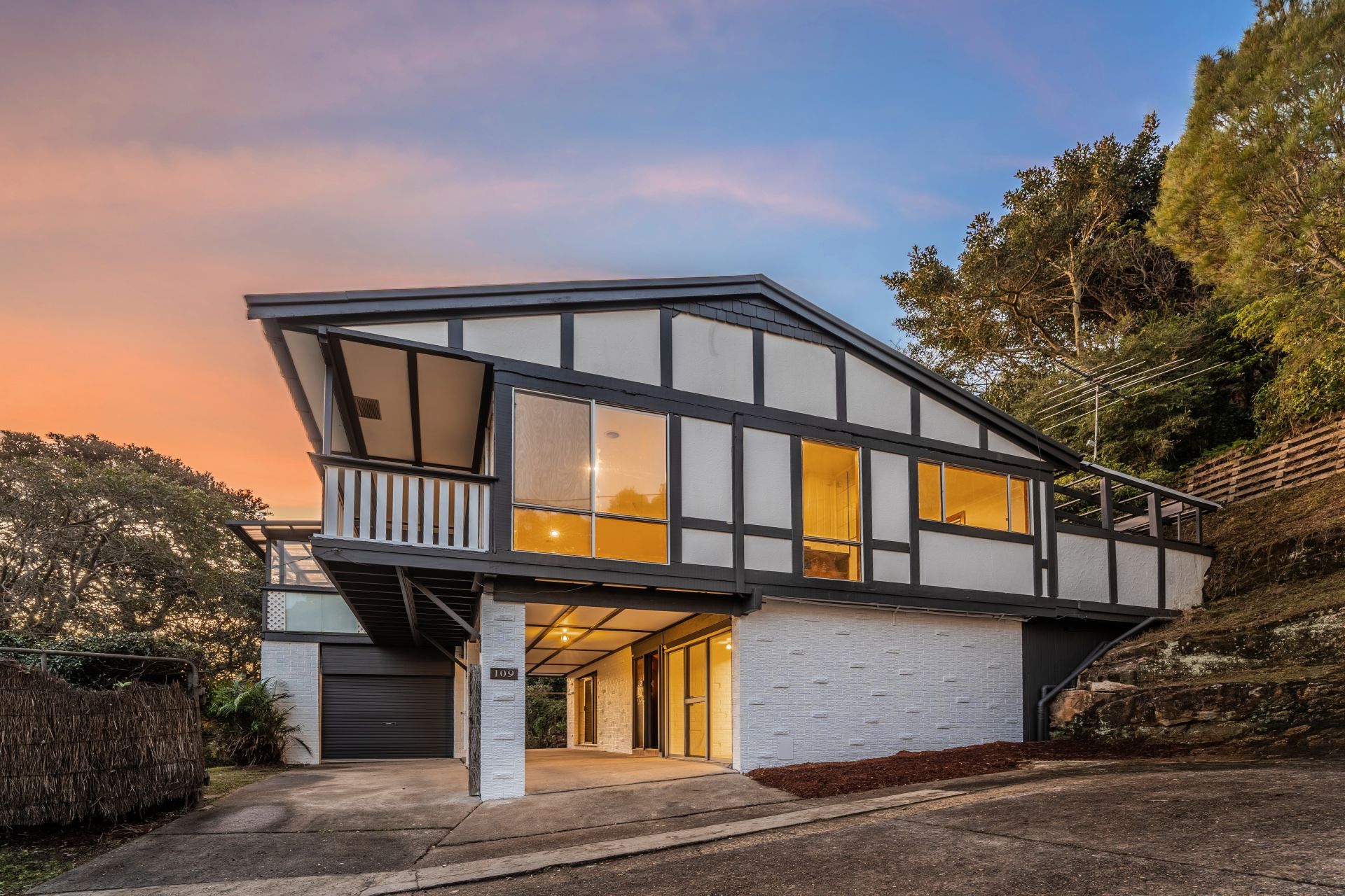 109 Whale Beach Road Avalon Beach NSW, Avalon Beach - Thumbnail 3