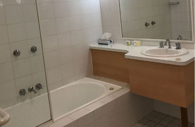 MOTOR INN FOR SALE - 4 STAR - CENTRAL WEST