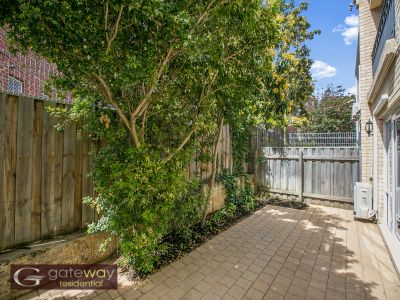 2/10 Hurstford Close, Peppermint Grove