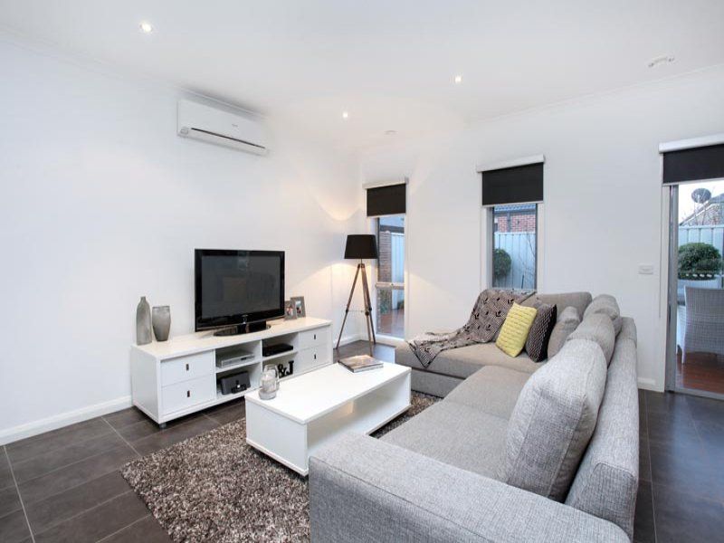 39 Daly Circuit, Caroline Springs - Thumbnail 6