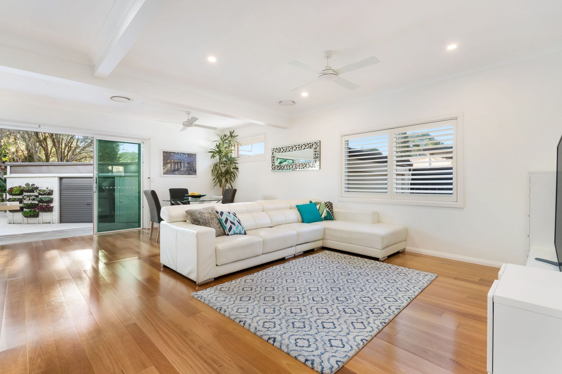 3 Yathong Road, CARINGBAH, Caringbah - Thumbnail 3