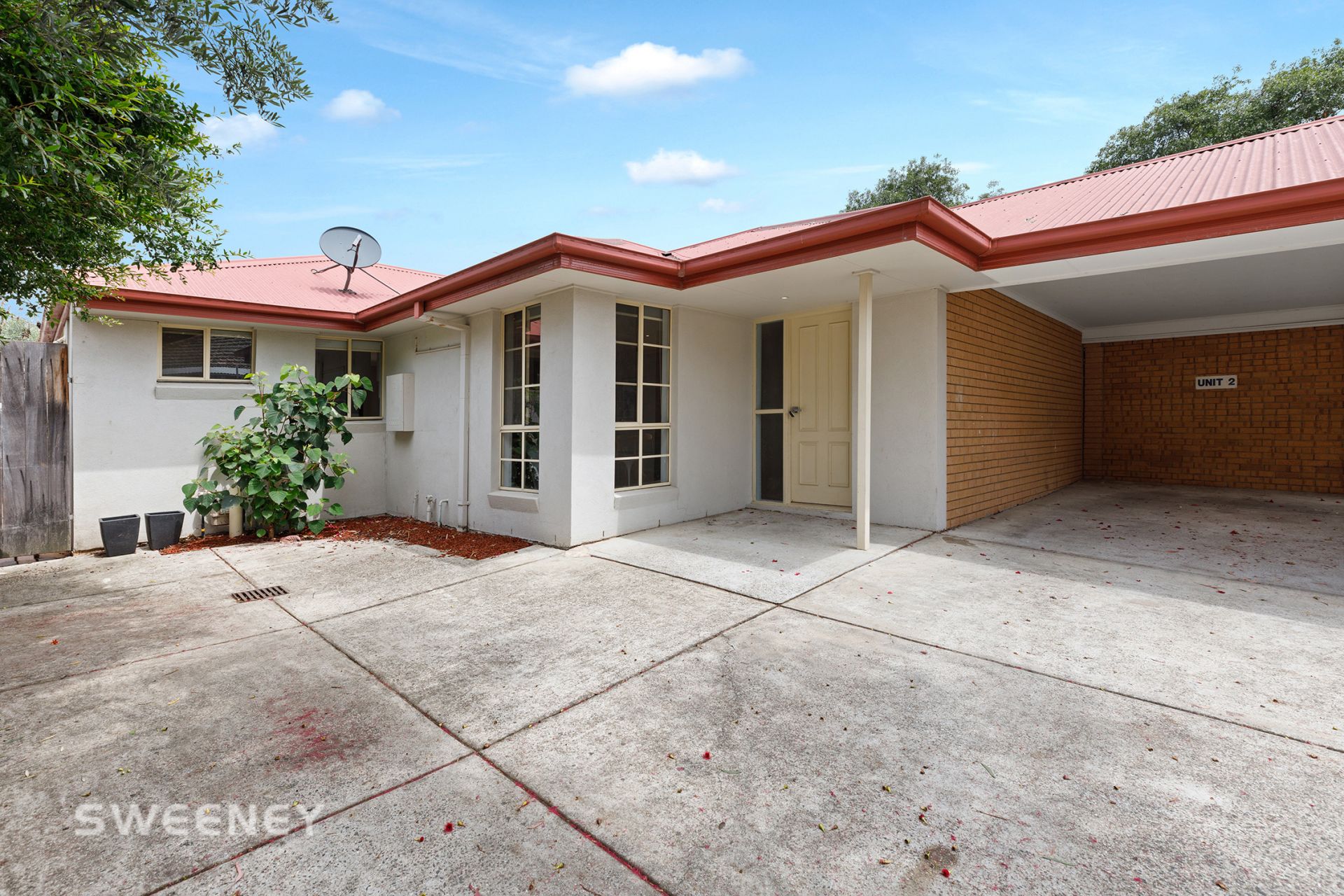 2/73 Clive Street, West Footscray - Thumbnail 2