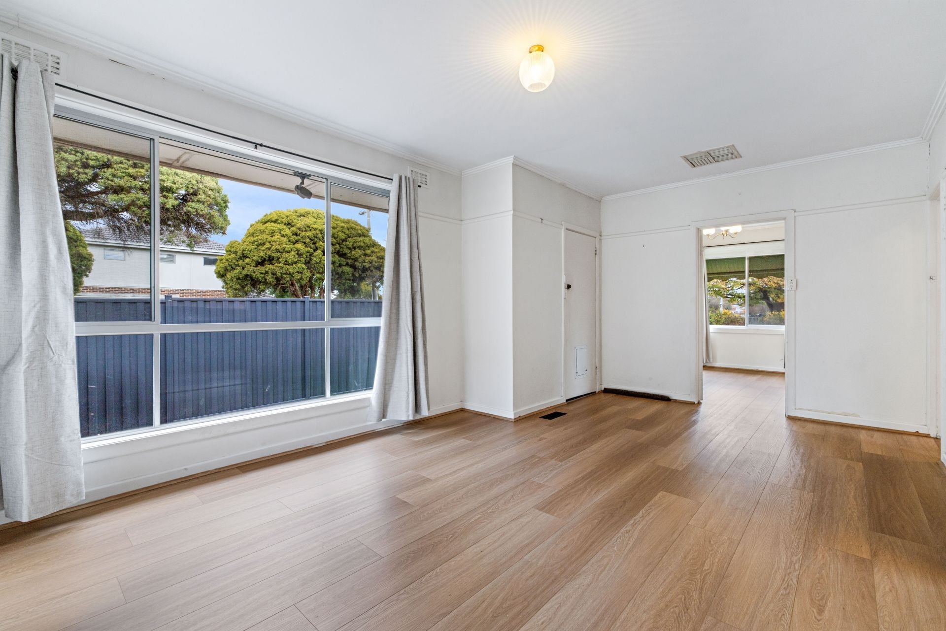 Comfortable Living with a Large Private Backyard