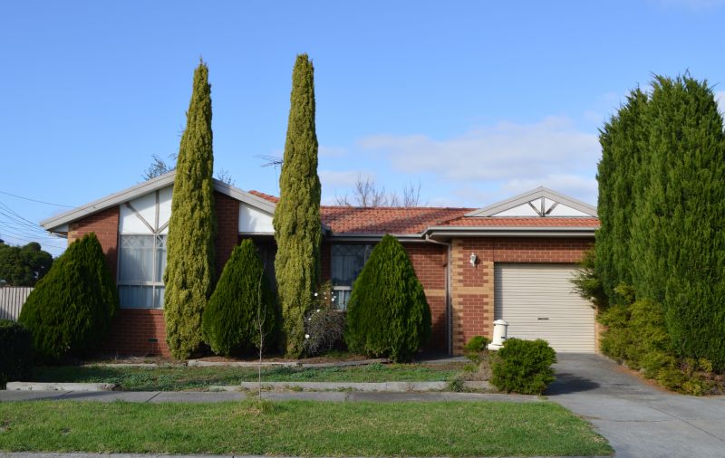 19 Halter Crescent, Epping