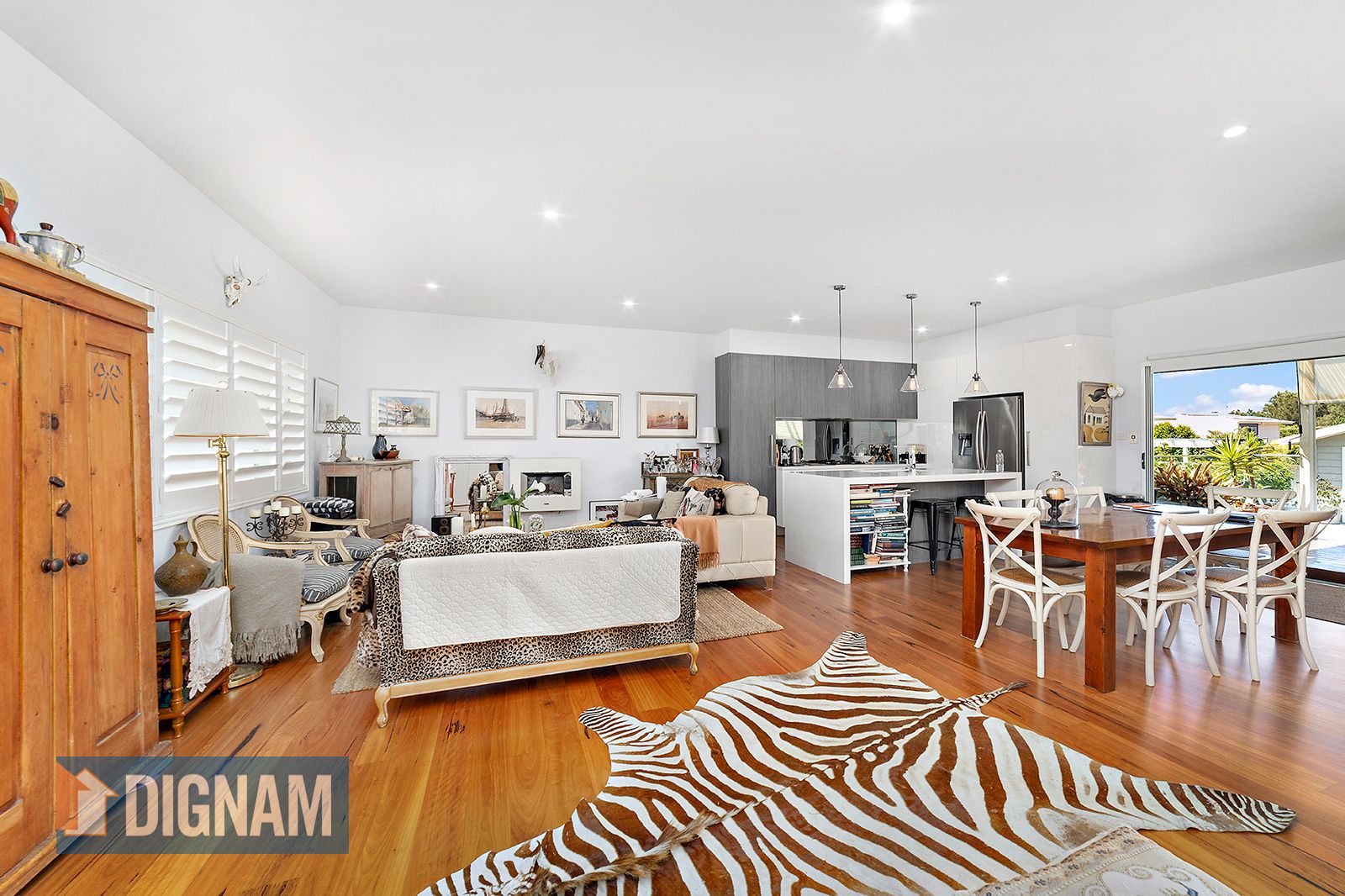 Sold property 1750000 for 37 Marlo Road Towradgi , NSW 2518