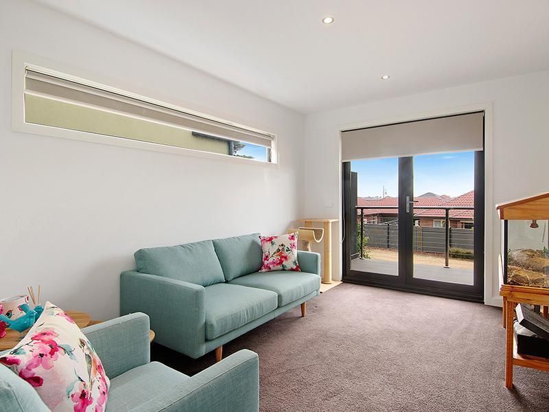 4/5 Chelsworth Place, Caroline Springs - Thumbnail 6