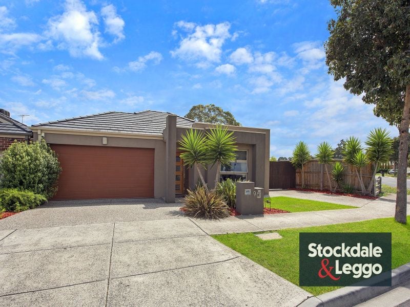 9 Embling Avenue SOUTH MORANG, South Morang - Thumbnail 3