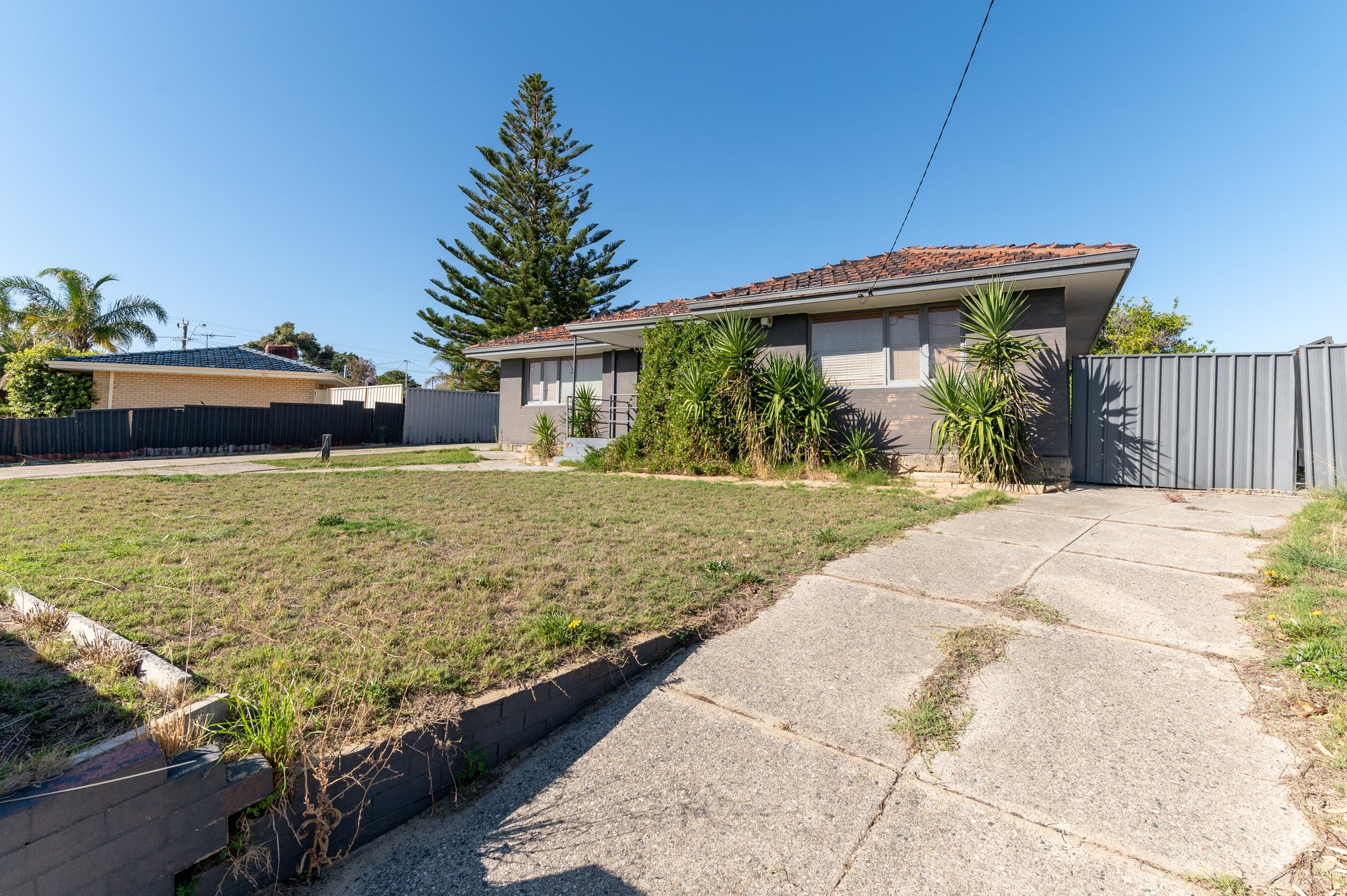 74 Allinson Drive GIRRAWHEEN WA, Girrawheen - Thumbnail 3